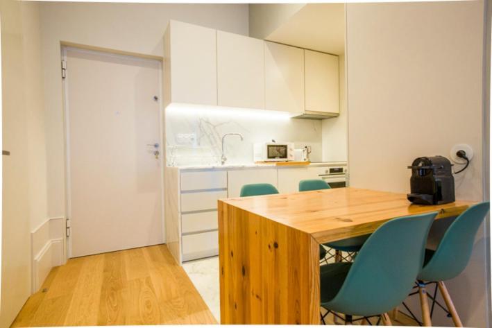 Host Wise - Modern Stuning Flat W Prime Location Apartment Porto Bagian luar foto